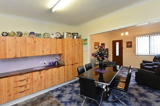 68 Weetwood Street, NEWTOWN QLD 4350, Newtown - Thumbnail 4