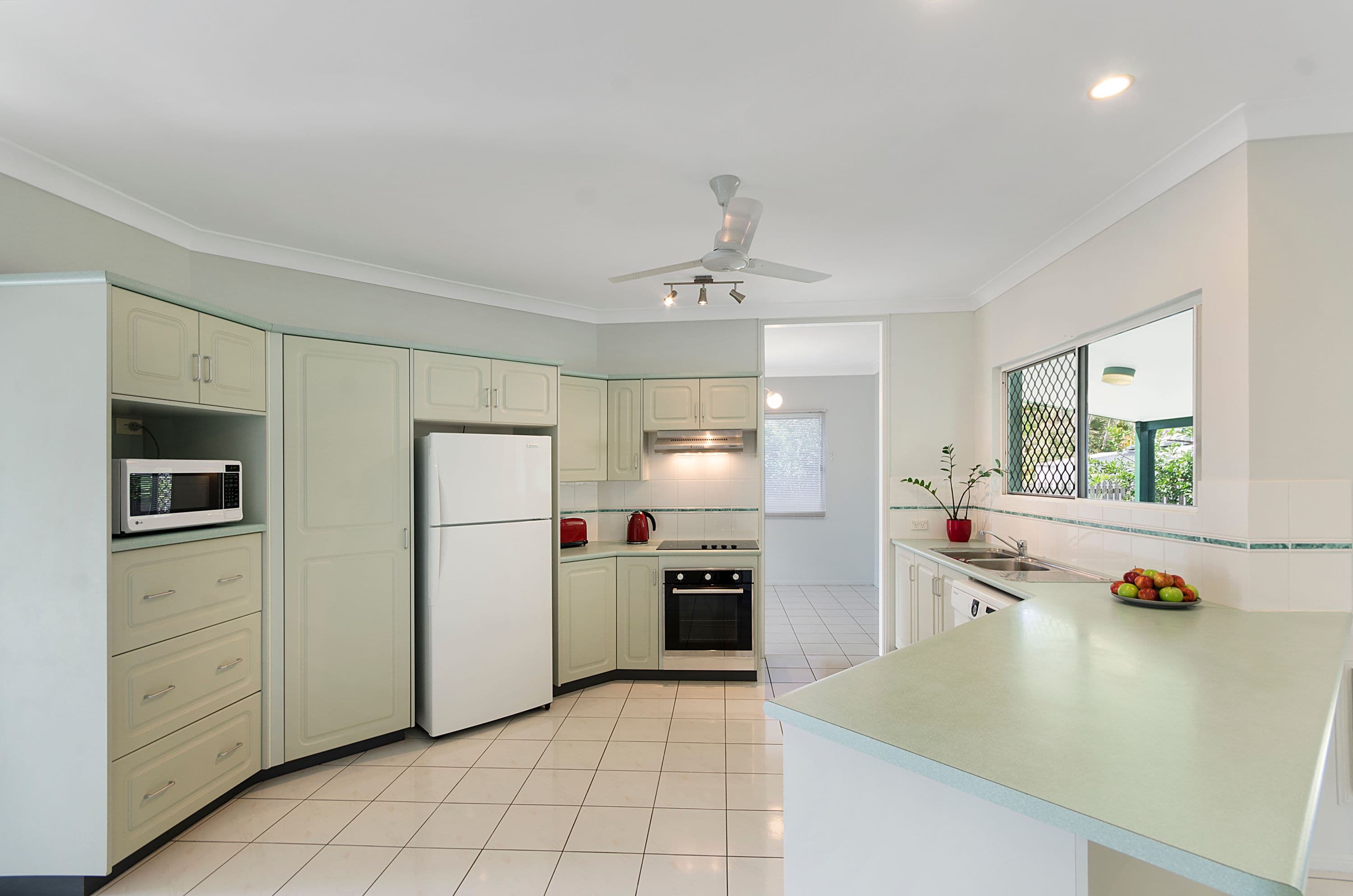 4 Rainbow Street, Condon QLD 4815, Condon - Thumbnail 4