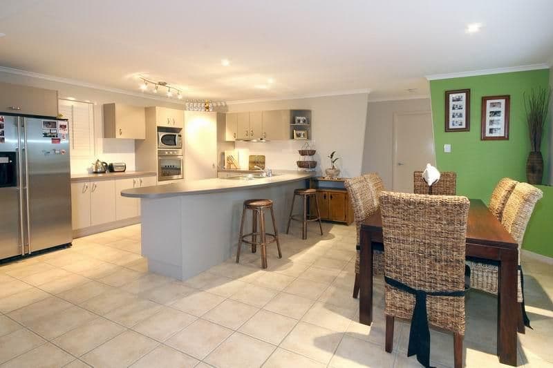 4 Widgee Place, CALOUNDRA WEST QLD 4551, Caloundra West - Thumbnail 3