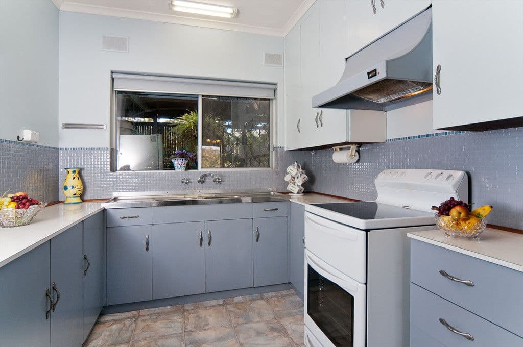 22 Offler Avenue, BELLEVUE HEIGHTS SA 5050, Bellevue Heights - Thumbnail 2