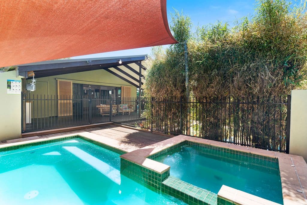3 Carlyle Drive, Currumbin QLD 4223, Currumbin - Thumbnail 5