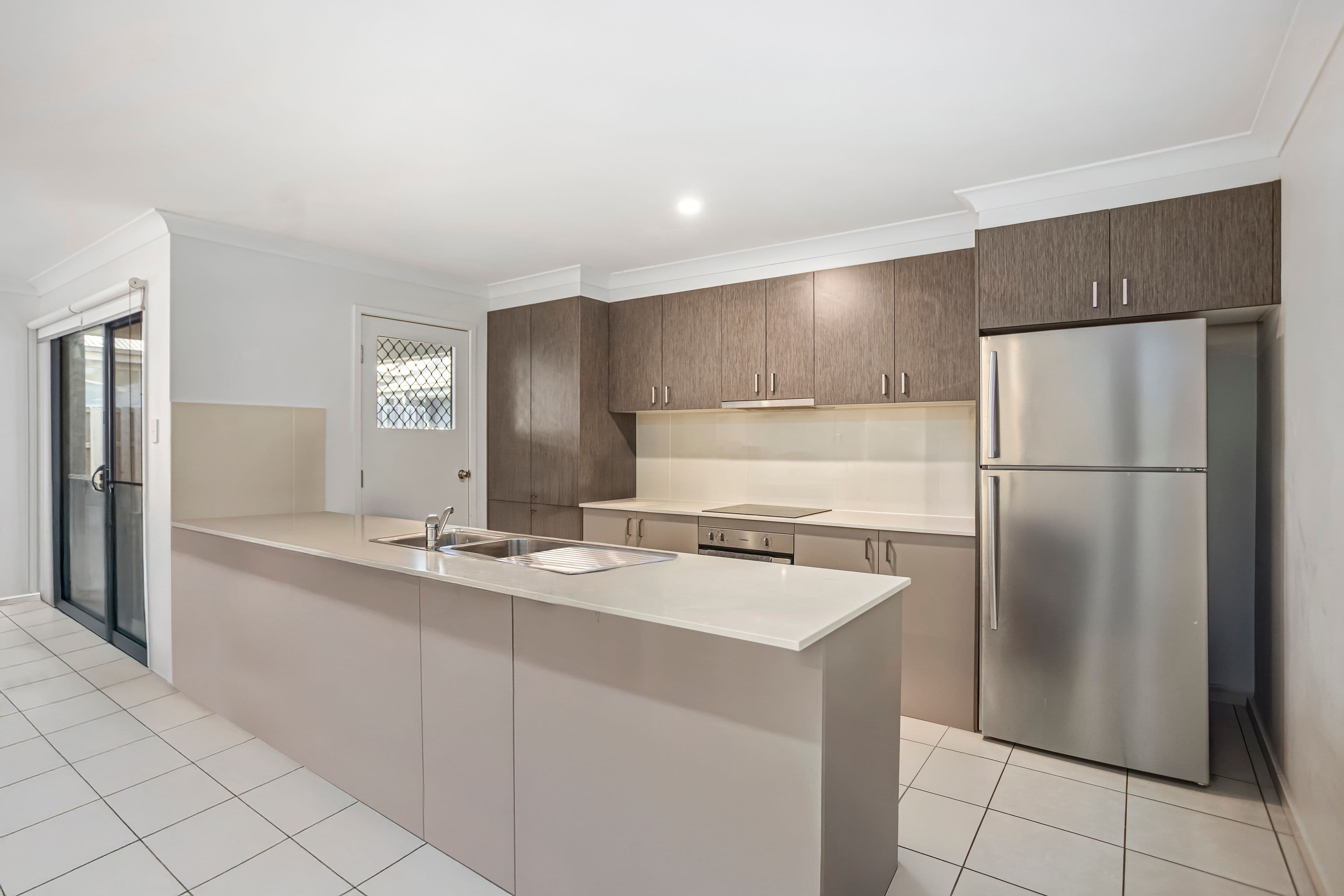6 Mcpherson Crescent, Coomera QLD 4209, Coomera - Thumbnail 2
