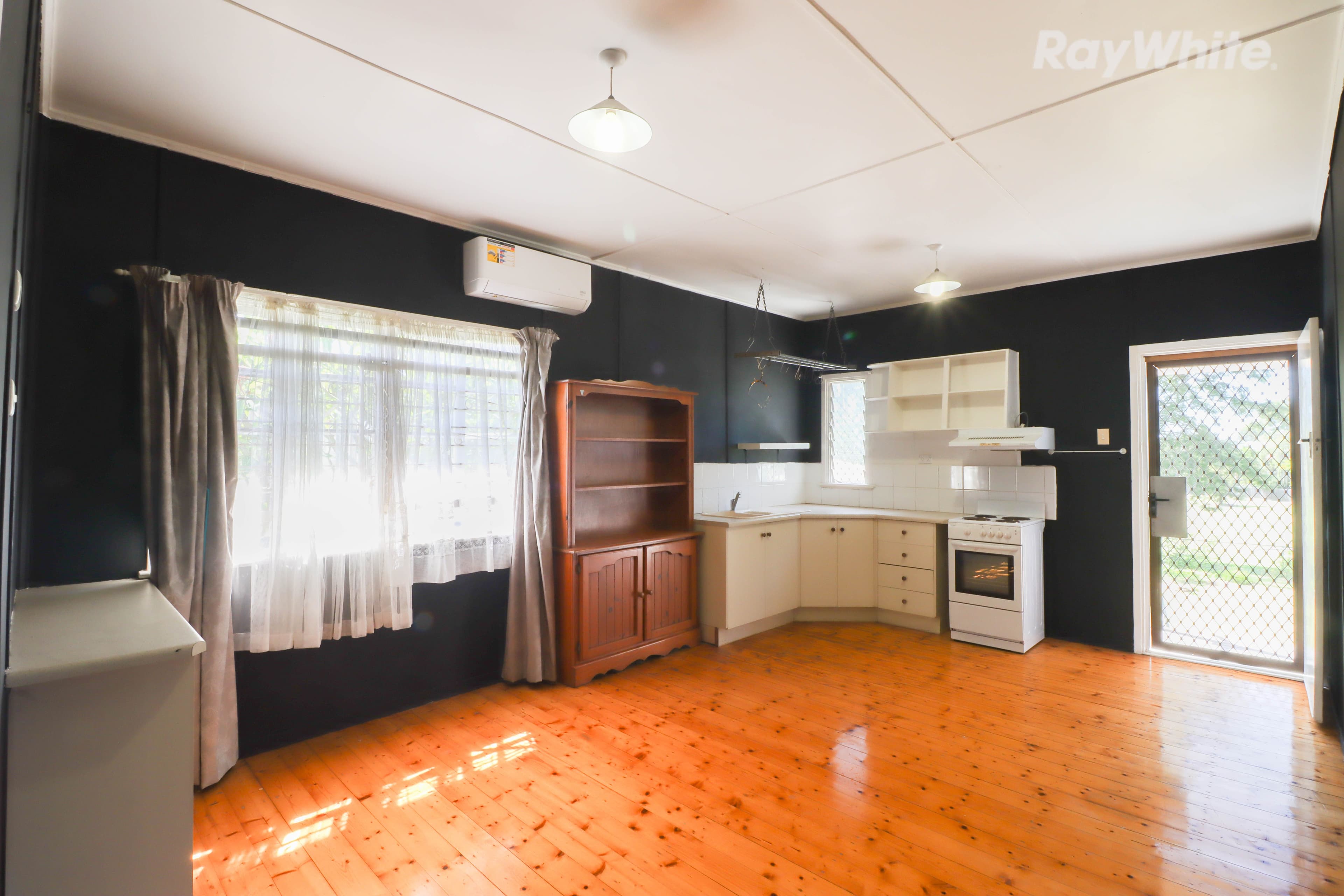 25 Coleman Street, Leichhardt QLD 4305, Leichhardt - Thumbnail 5