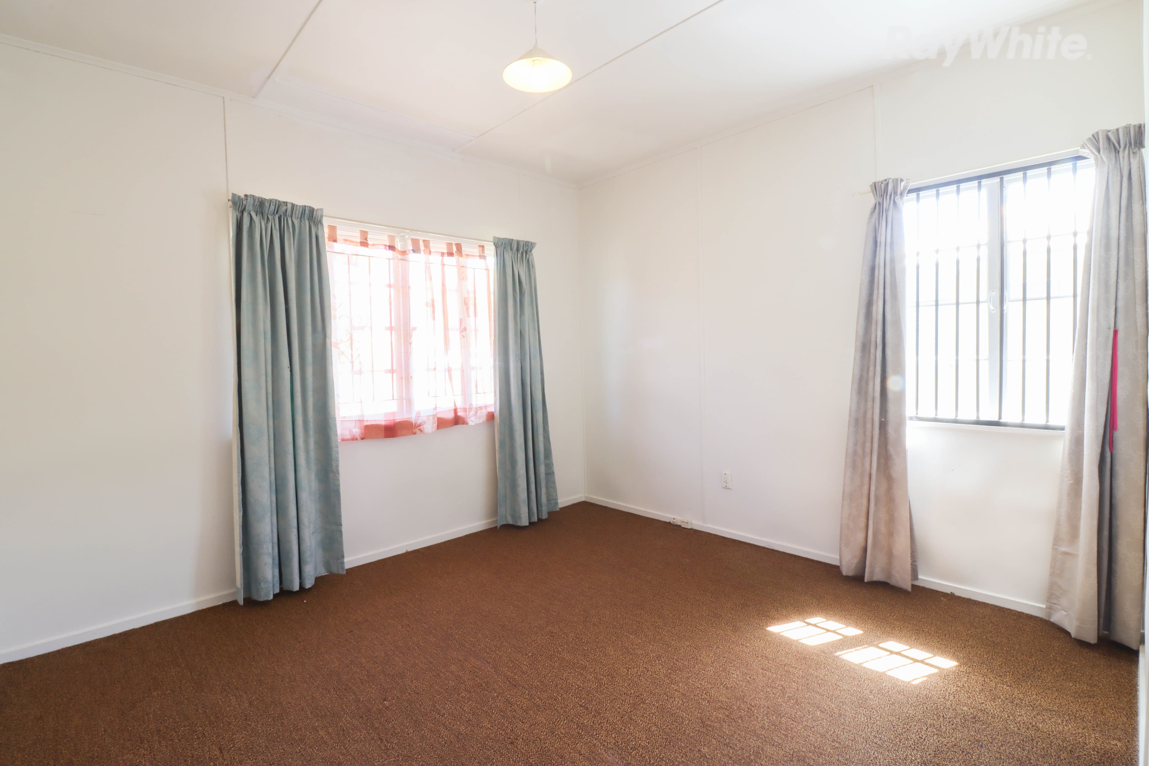 25 Coleman Street, Leichhardt QLD 4305, Leichhardt - Thumbnail 6