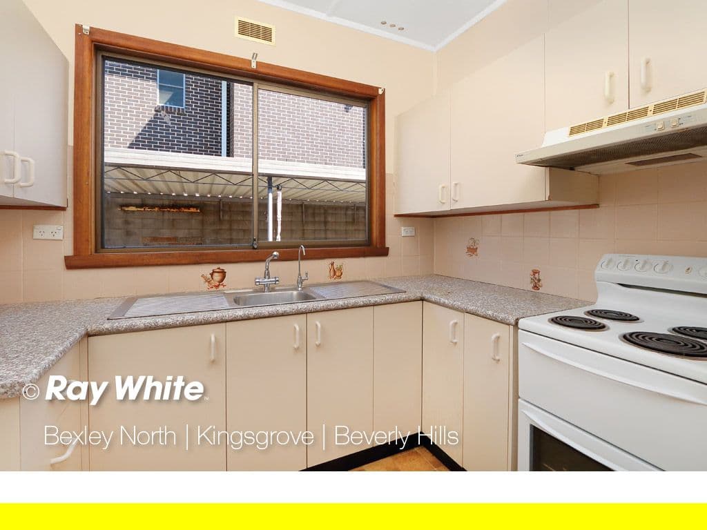 44 Kawana Street, Bass Hill - Thumbnail 2