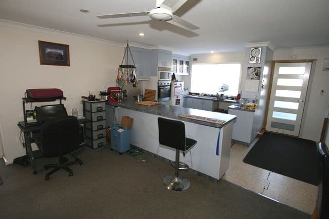107 Justice Road, Cowes VIC 3922, Cowes - Thumbnail 4