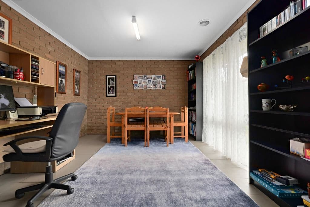 6 Swan Street, Werribee VIC 3030, Werribee - Thumbnail 3