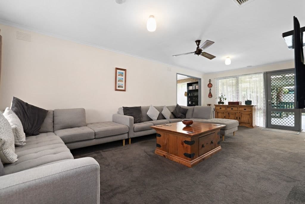 6 Swan Street, Werribee VIC 3030, Werribee - Thumbnail 4