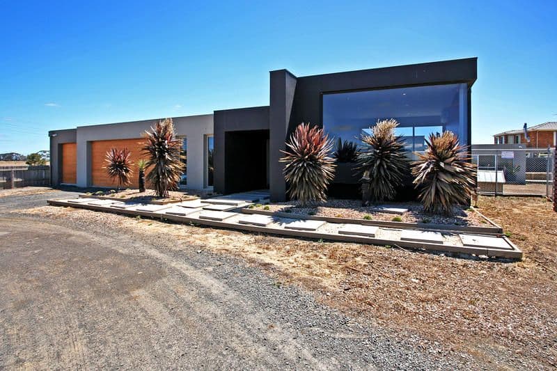 22-23 Chandon Court, WAURN PONDS VIC 3216, Waurn Ponds - Image 1
