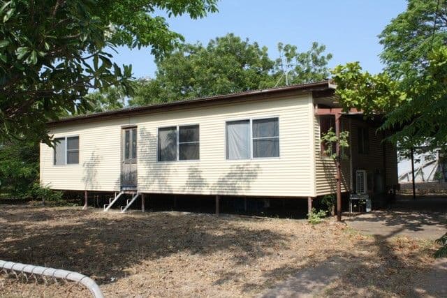 8 Clarina Street, Karumba QLD 4891, Karumba - Thumbnail 2