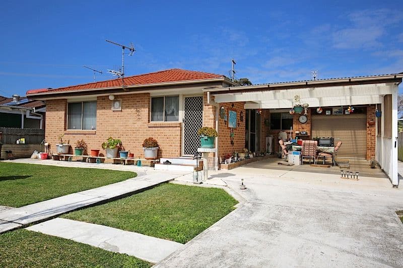 568 Oxley Avenue, Scarborough, Scarborough - Thumbnail 2