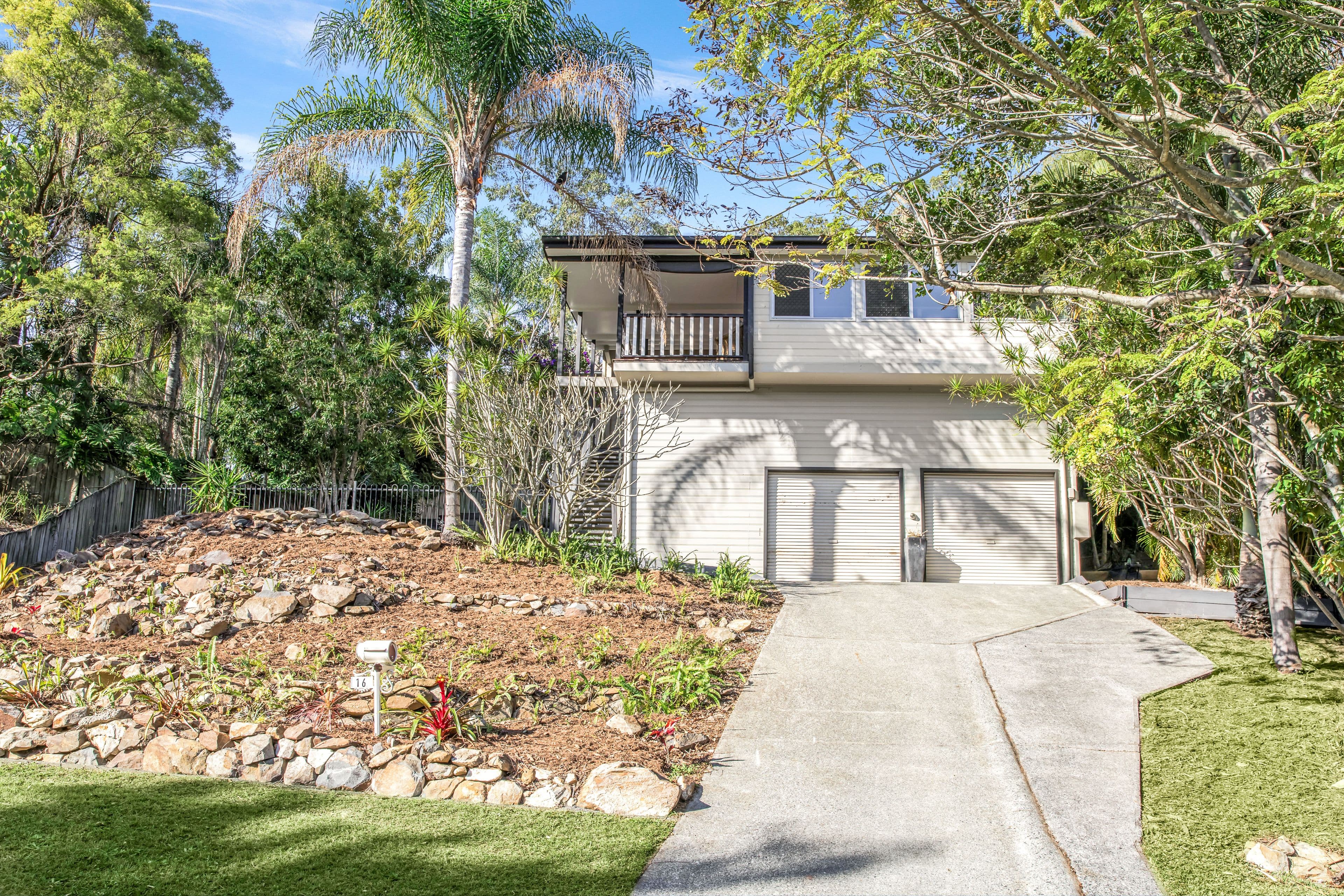 16 Stonehaven Place, Highland Park QLD 4211, Highland Park - Thumbnail 2