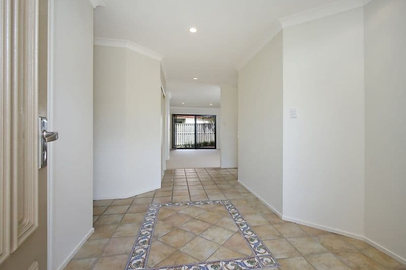 10 Torrey Place, ROBINA QLD 4226, Robina - Thumbnail 2