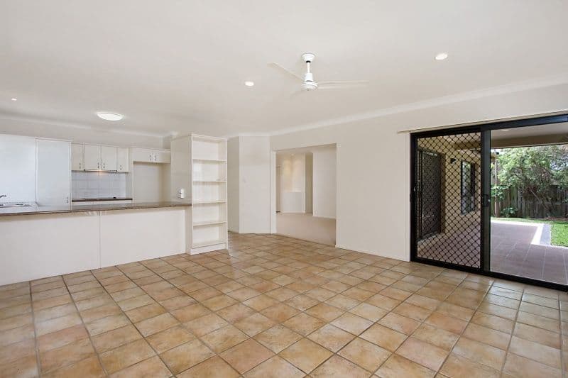 10 Torrey Place, ROBINA QLD 4226, Robina - Thumbnail 5