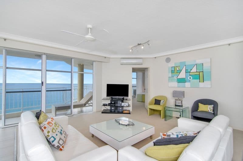3 Second Avenue, Burleigh Heads QLD 4220, Burleigh Heads - Thumbnail 8