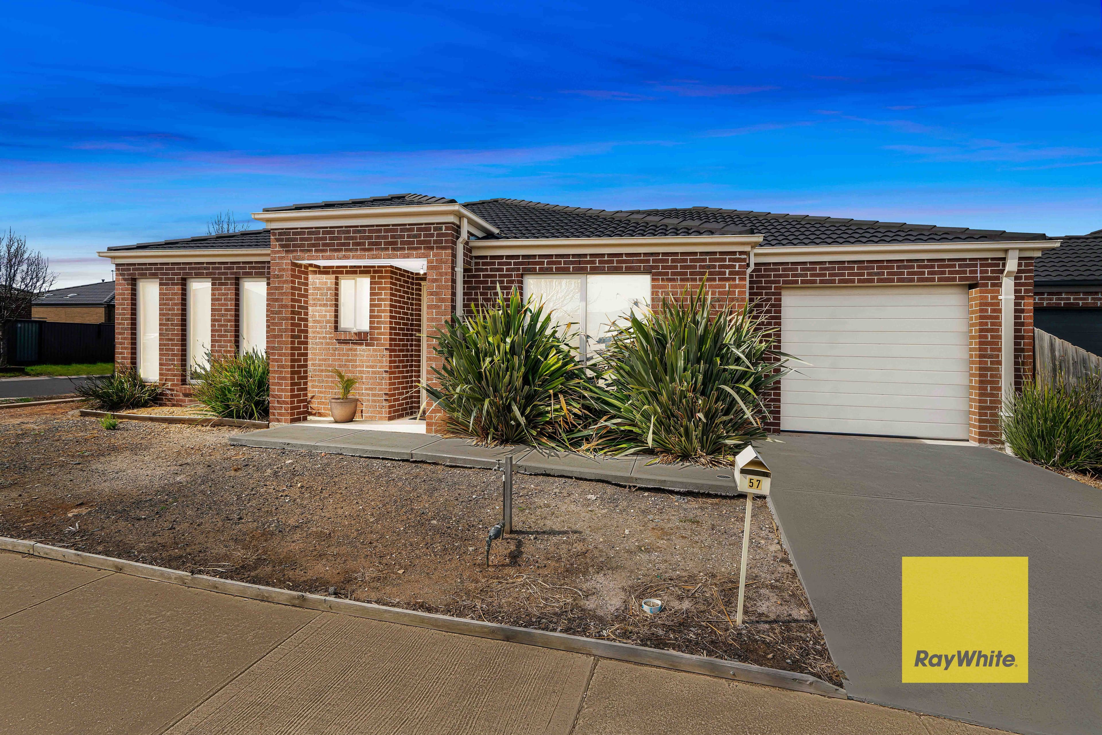 57 Emperor Parade, Tarneit VIC 3029, Tarneit - Thumbnail 3