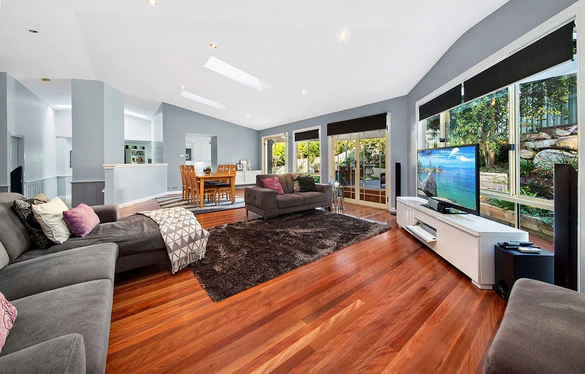 18 Derrilin Close, Bangor - Thumbnail 2
