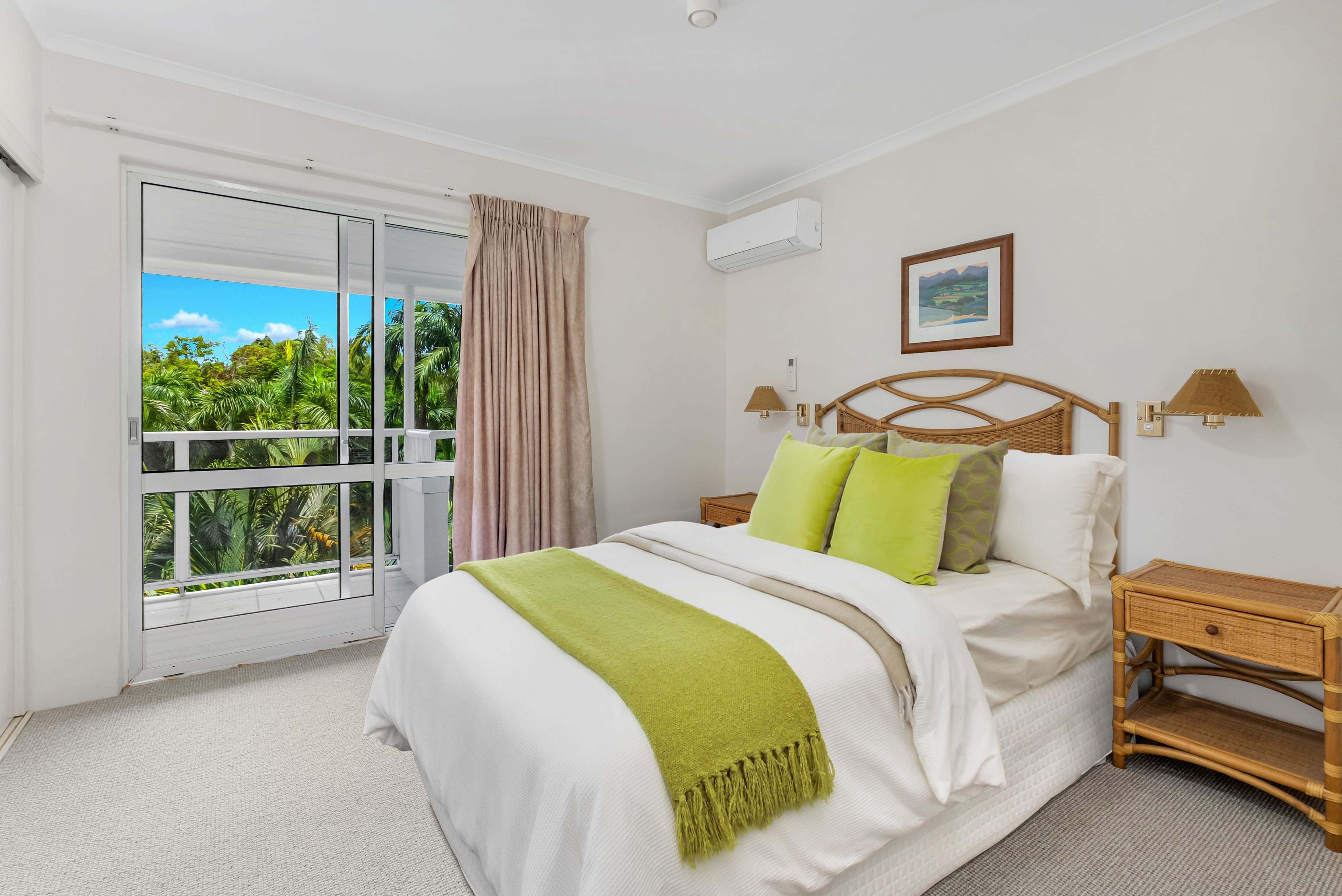 138 Coral Coast Drive, Palm Cove QLD 4879, Palm Cove - Thumbnail 2