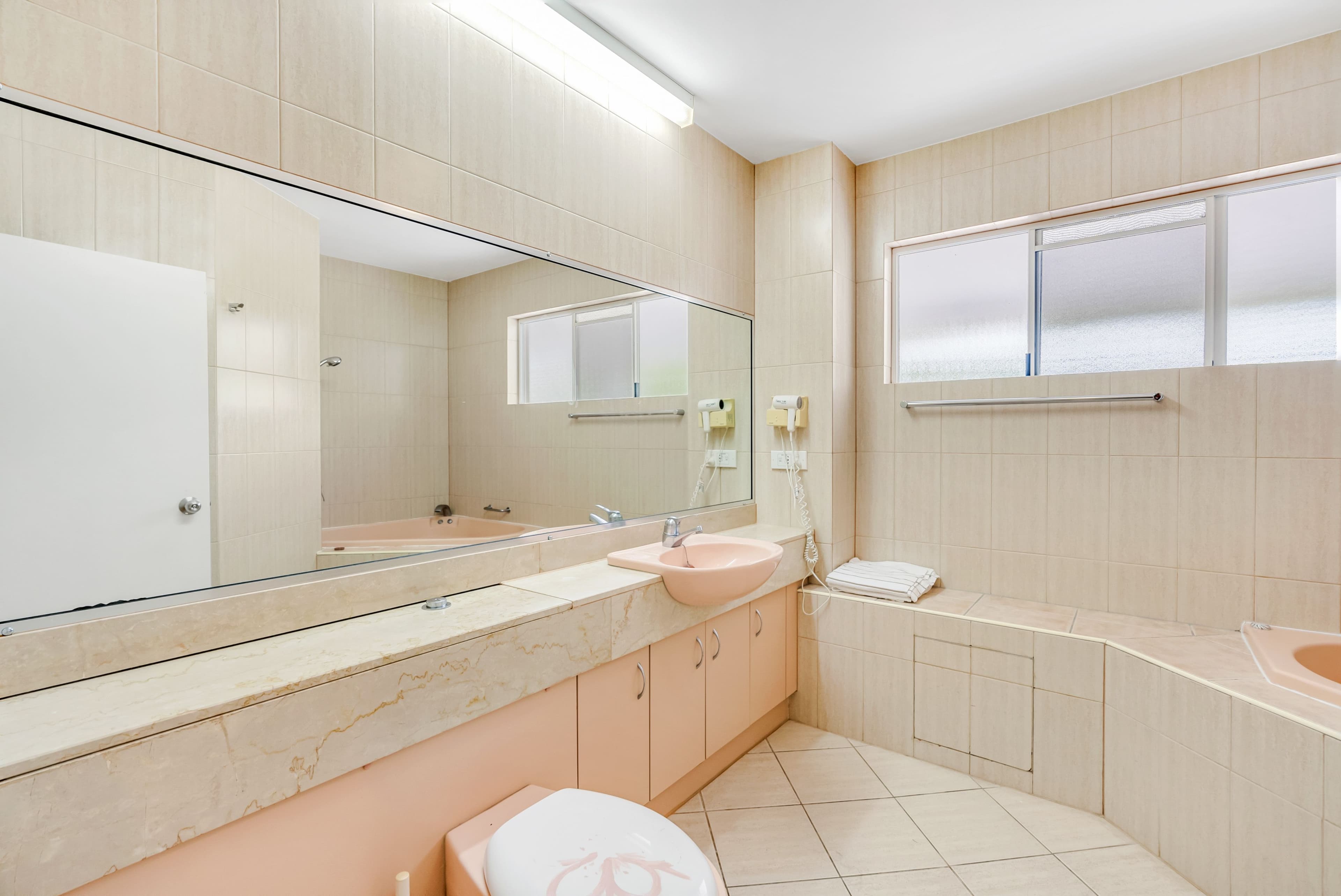 138 Coral Coast Drive, Palm Cove QLD 4879, Palm Cove - Thumbnail 3