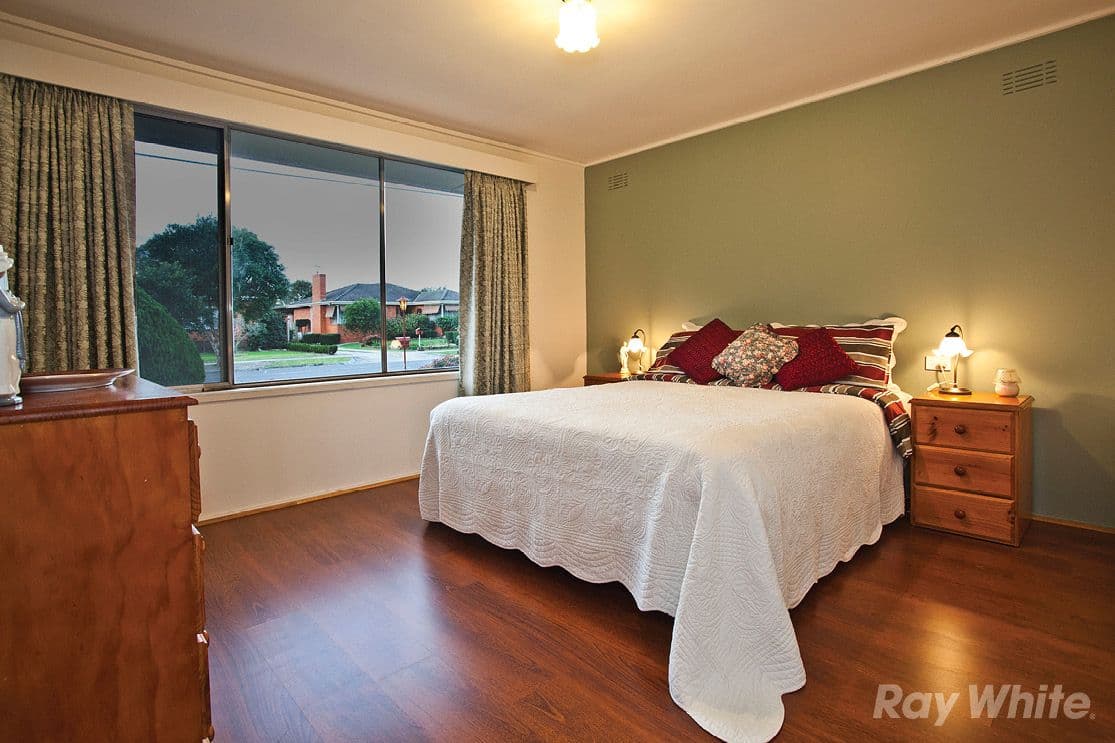 2 Glengariff Drive, MULGRAVE VIC 3170, Mulgrave - Thumbnail 5