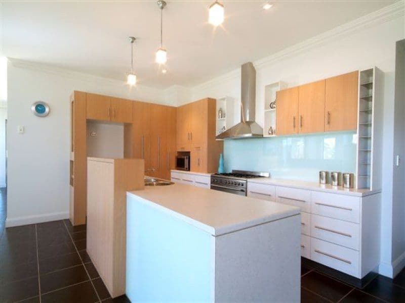 351 Ramsay Street, MIDDLE RIDGE QLD 4350, Middle Ridge - Thumbnail 2