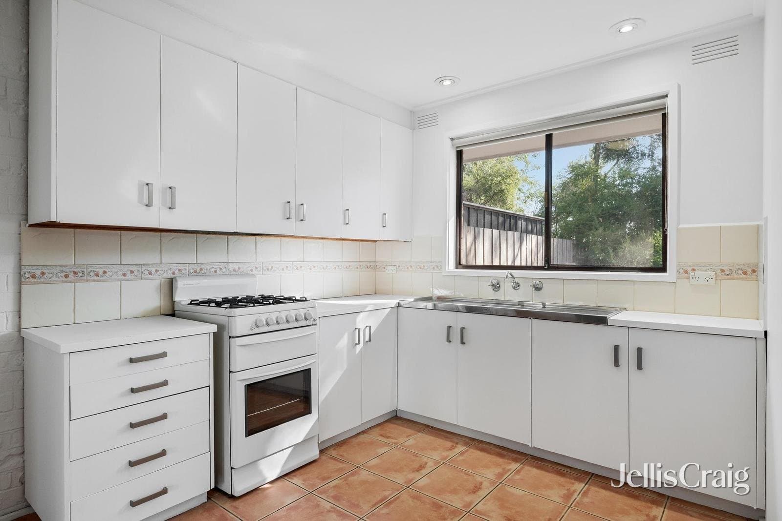 2/8 Ellesmere Avenue, Croydon, Croydon - Thumbnail 4