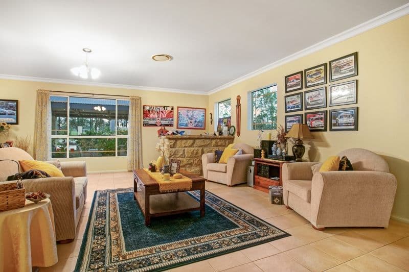 17 Diamantina Place, Wallalong - Thumbnail 6