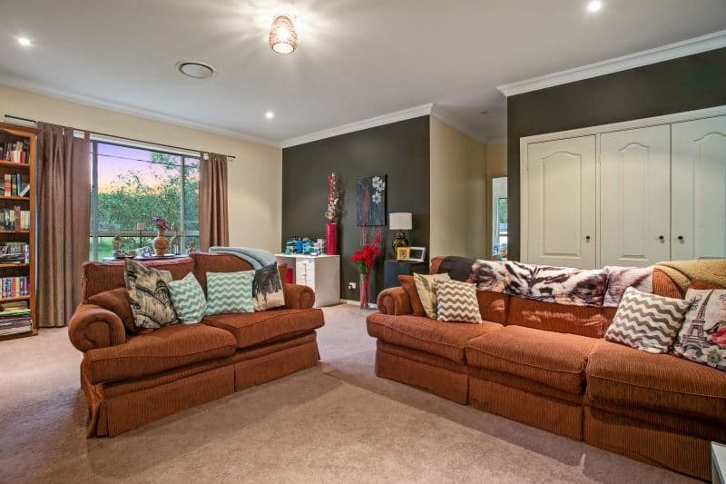 17 Diamantina Place, Wallalong - Thumbnail 7