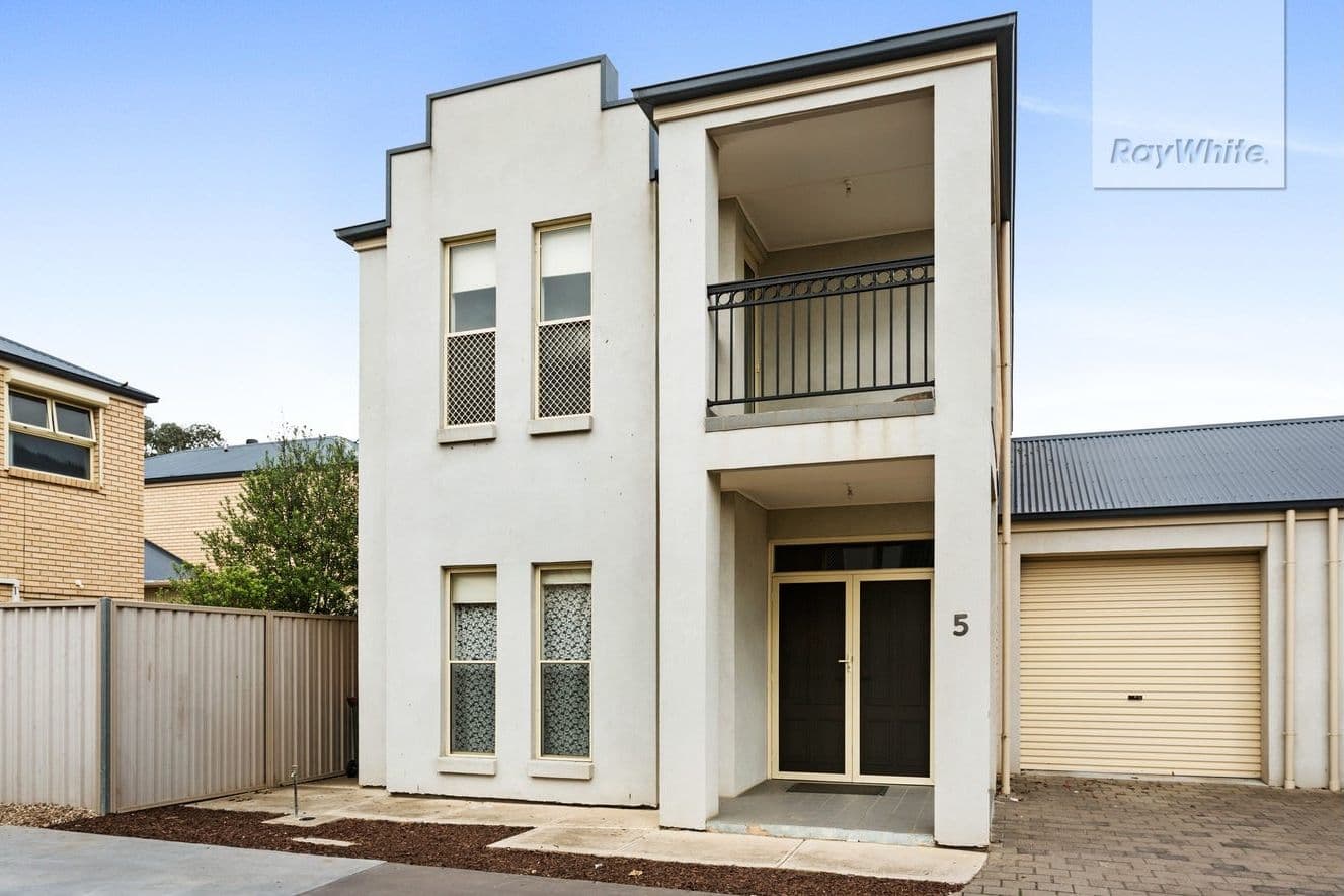 221 MARTINS Road, Parafield Gardens SA 5107, Parafield Gardens - Image 1