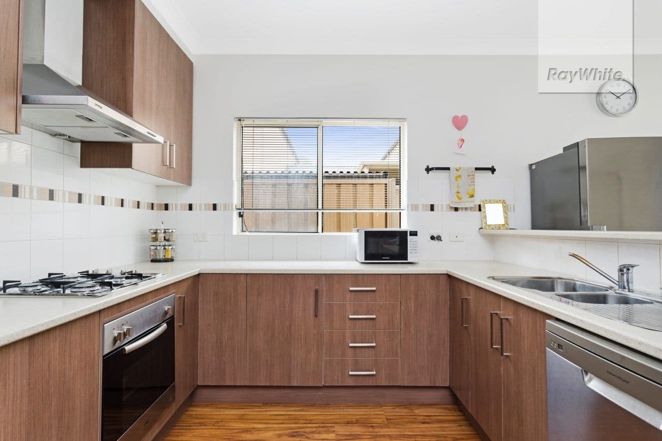 221 MARTINS Road, Parafield Gardens SA 5107, Parafield Gardens - Thumbnail 3