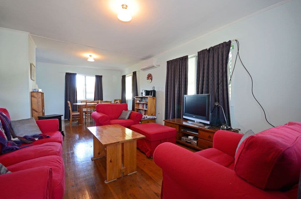 18 Castle Street, Biloela QLD 4715, Biloela - Thumbnail 2