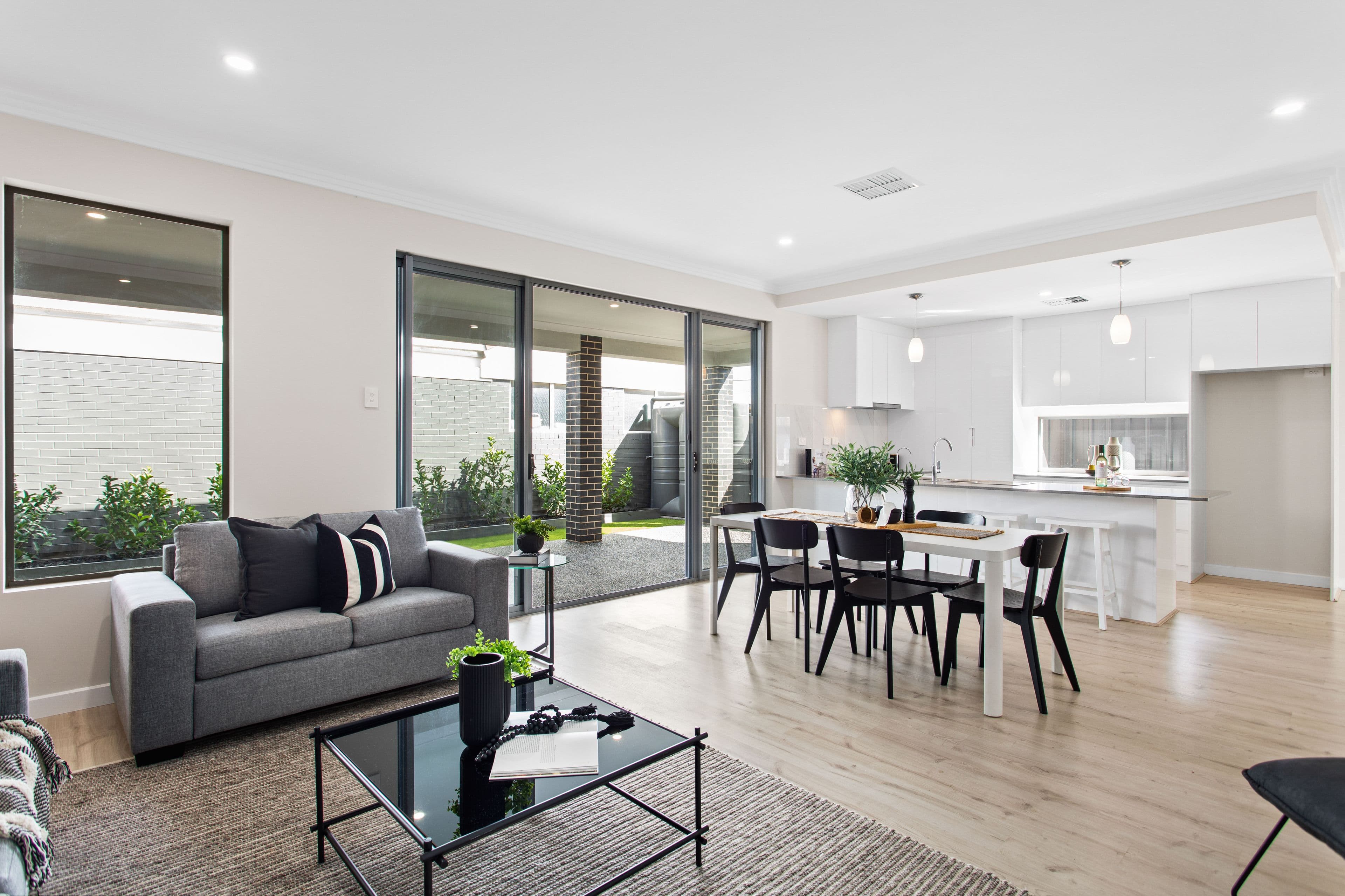 16A Munro Avenue, Seaton SA 5023, Seaton - Image 1