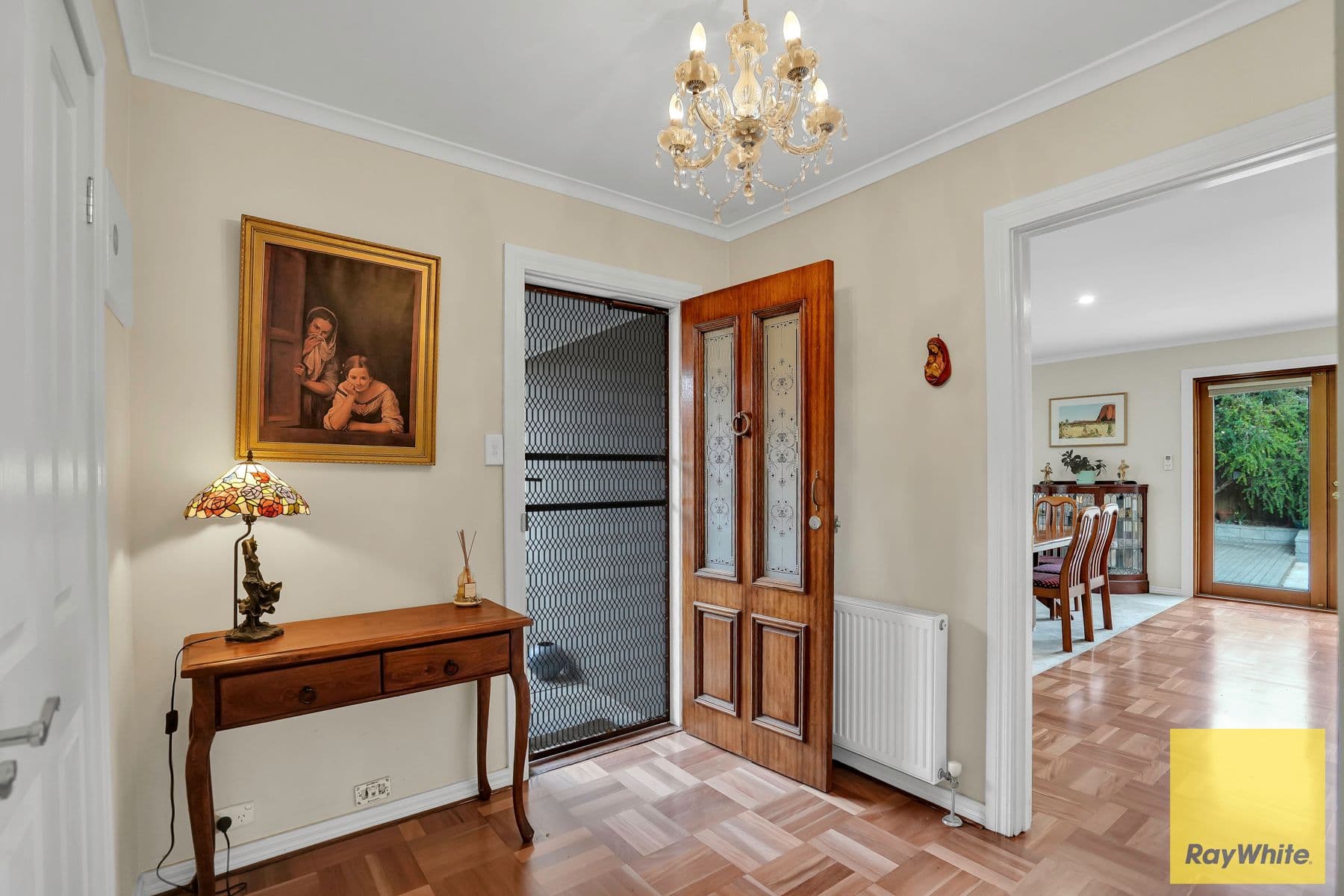 9 Martin Court, Seaholme VIC 3018, Seaholme - Thumbnail 2
