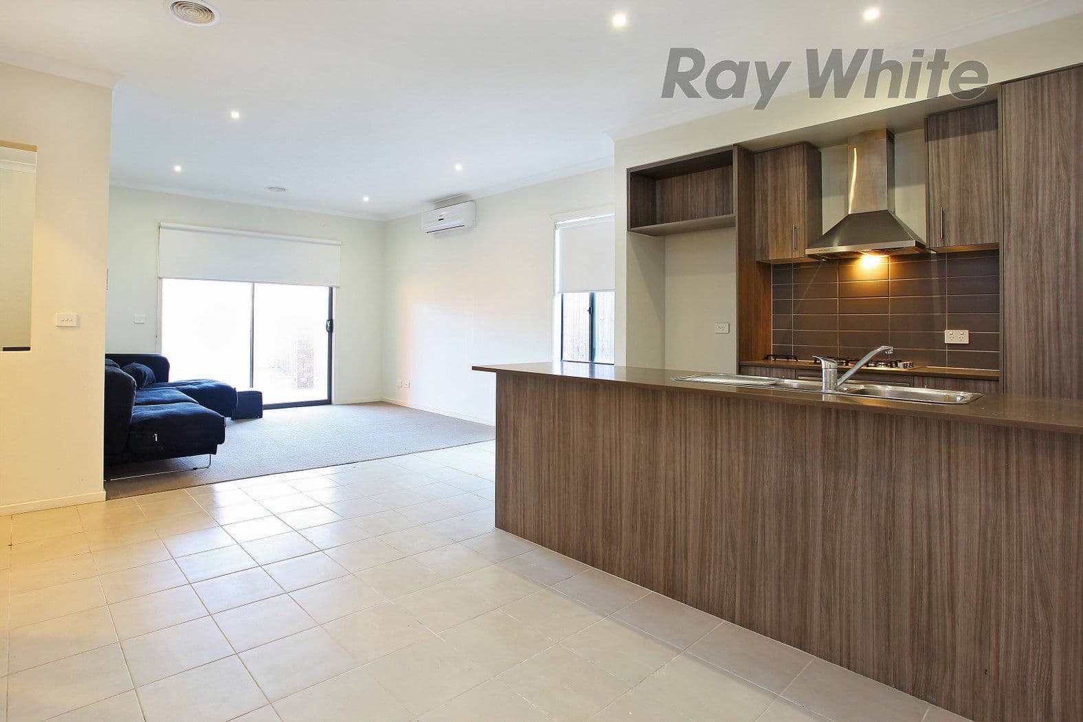 5 Glider Street, POINT COOK VIC 3030, Point Cook - Thumbnail 7