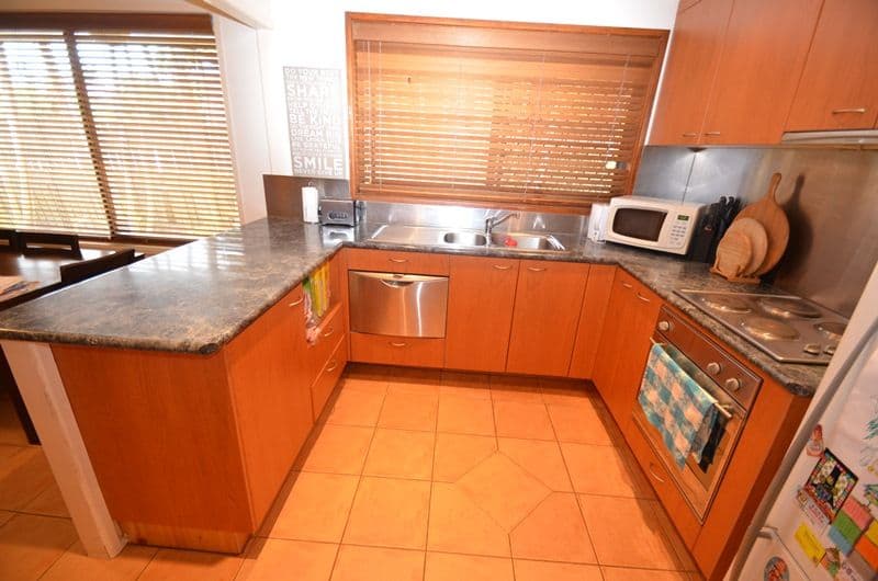 14 Yarran Drive, ASHMORE QLD 4214, Ashmore - Thumbnail 5