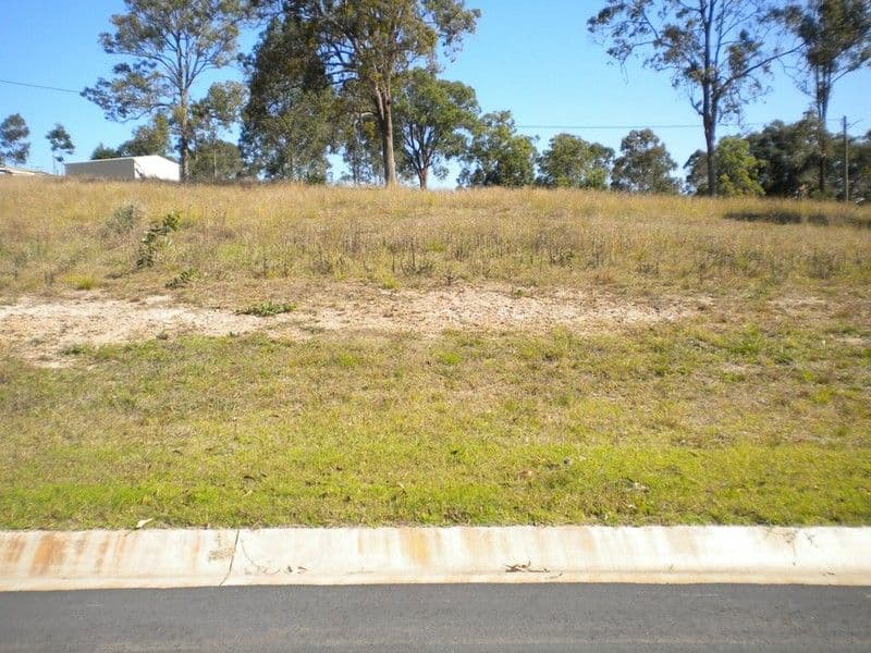 6 Brianna Court, ARALUEN QLD 4570, Araluen - Thumbnail 2