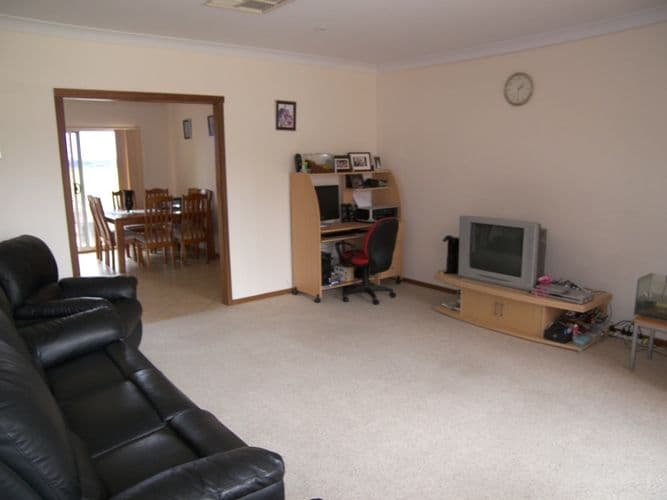 9 Dienelt Drive, PARA HILLS WEST SA 5096, Para Hills West - Thumbnail 3
