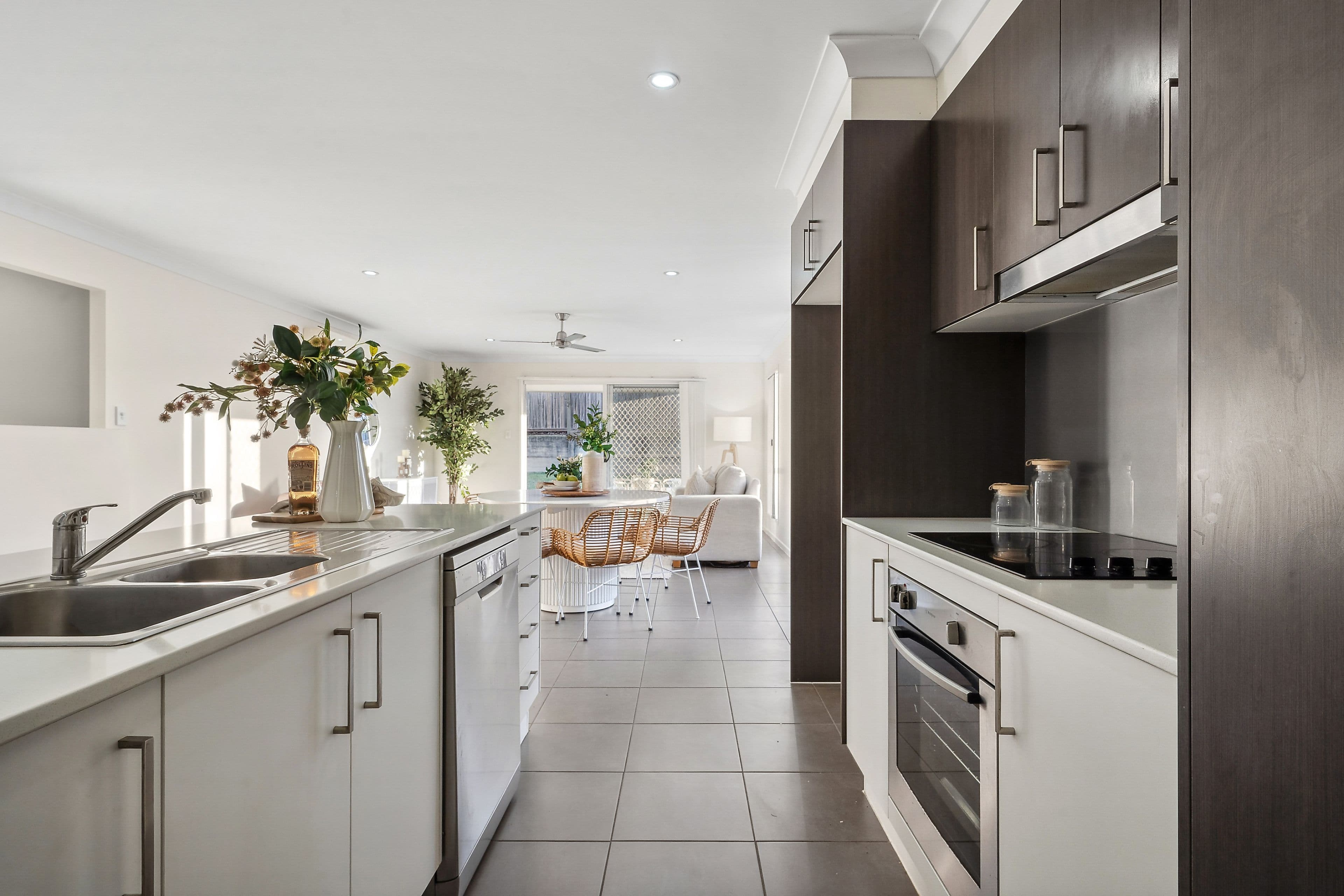 17 Wagtail Street, Upper Kedron QLD 4055, Upper Kedron - Thumbnail 2