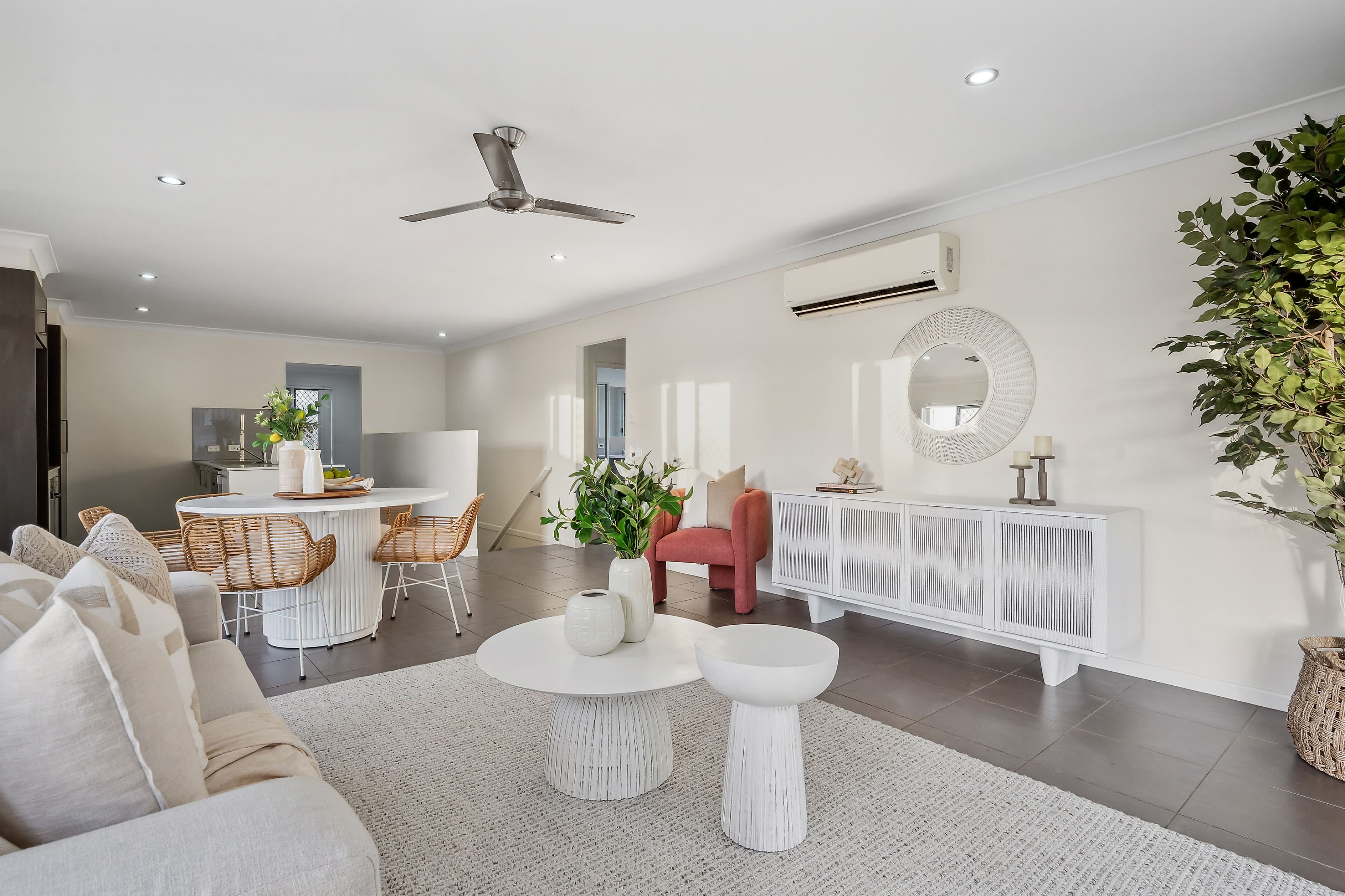 17 Wagtail Street, Upper Kedron QLD 4055, Upper Kedron - Thumbnail 4