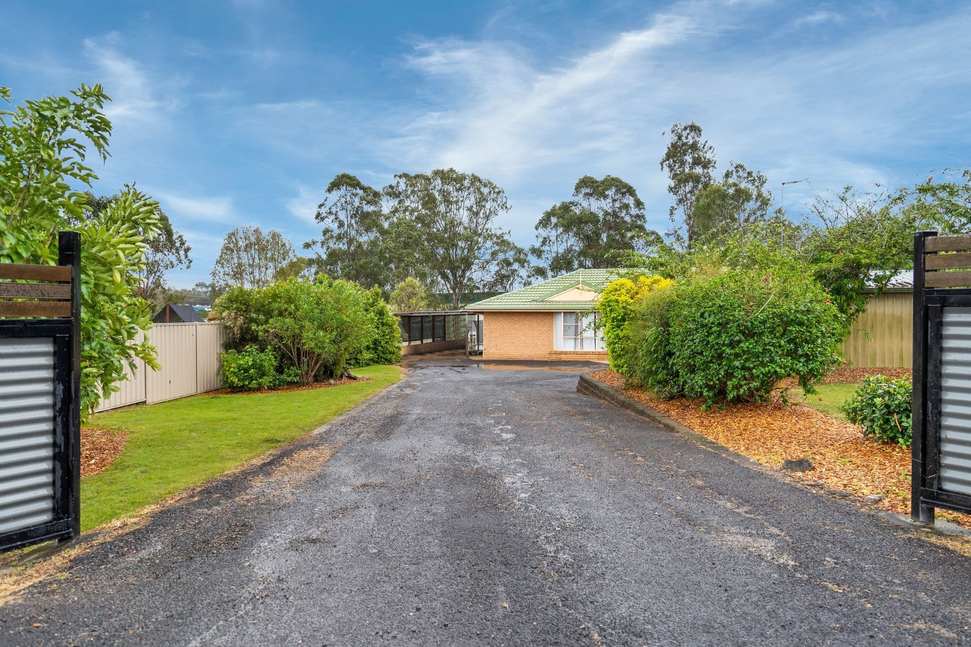 79 Burns Street, Fernvale QLD 4306, Fernvale - Thumbnail 2