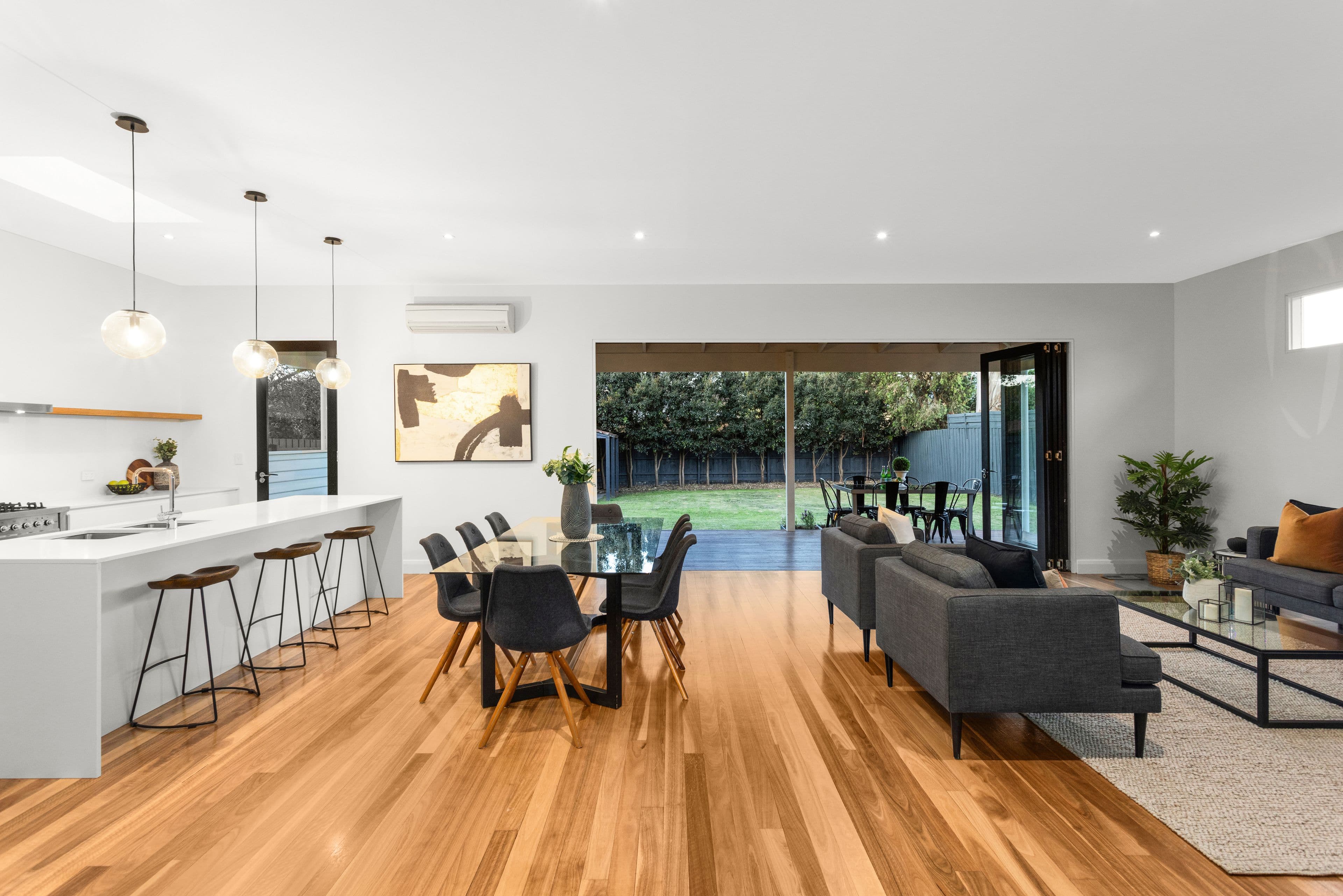 19 Calembeena Avenue, Hughesdale VIC 3166, Hughesdale - Thumbnail 4