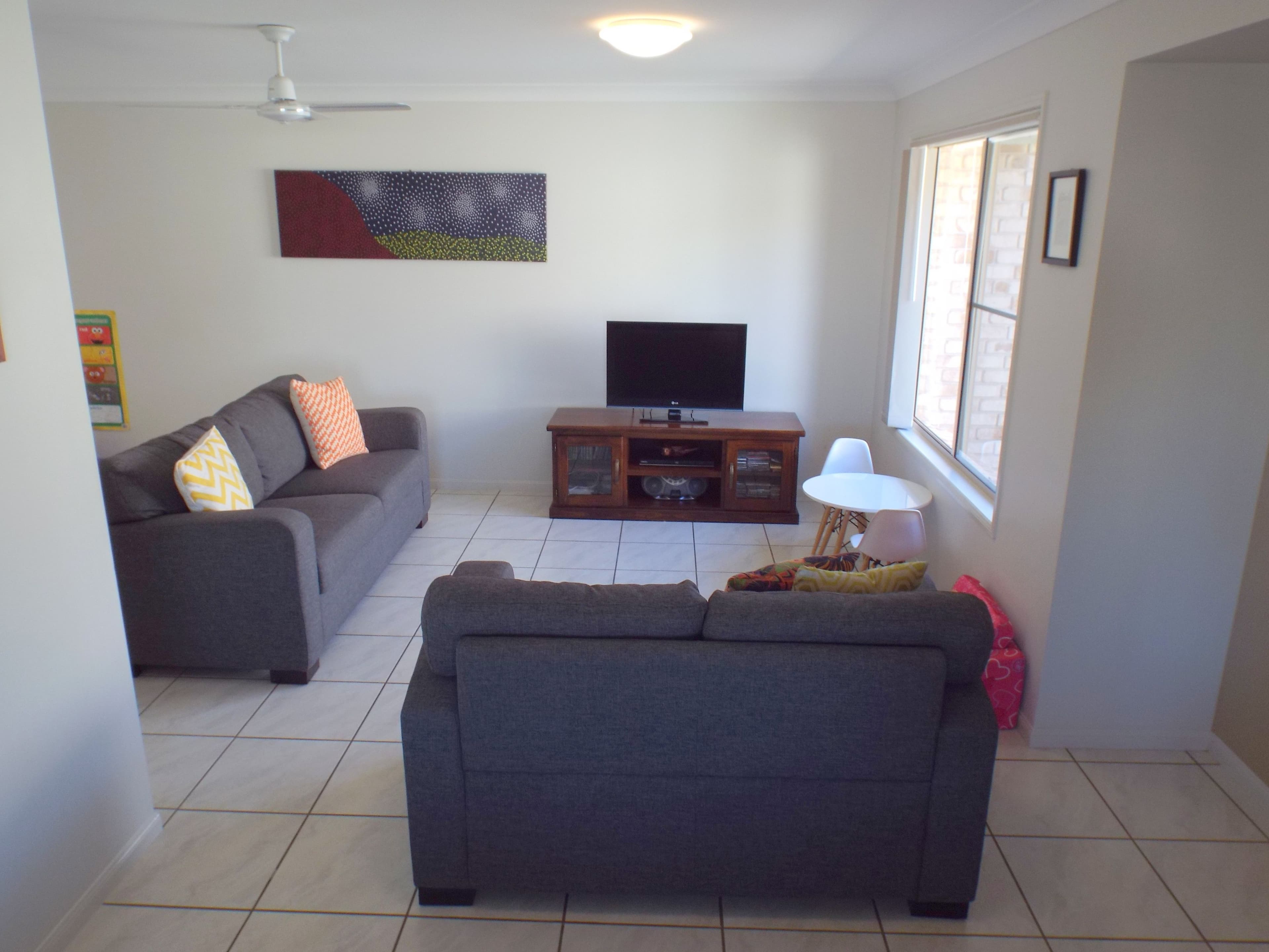 34 Hillview Parade, Kingaroy QLD 4610, Kingaroy - Thumbnail 5