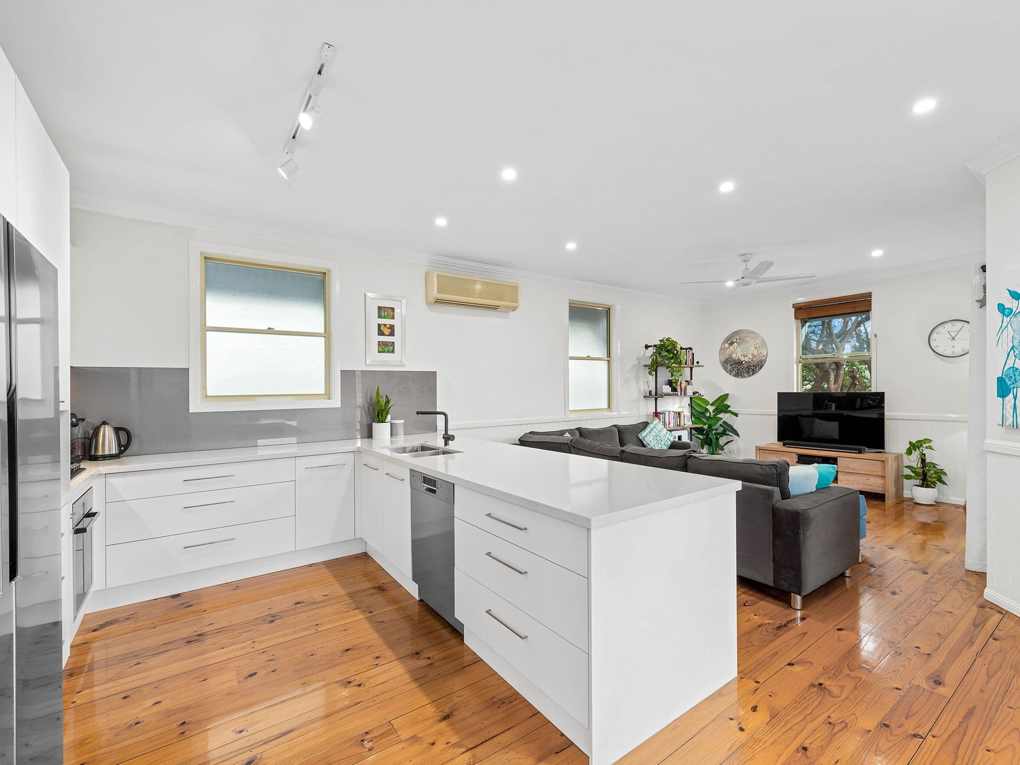 74 Chancellor Street, Sherwood QLD 4075, Sherwood - Thumbnail 3