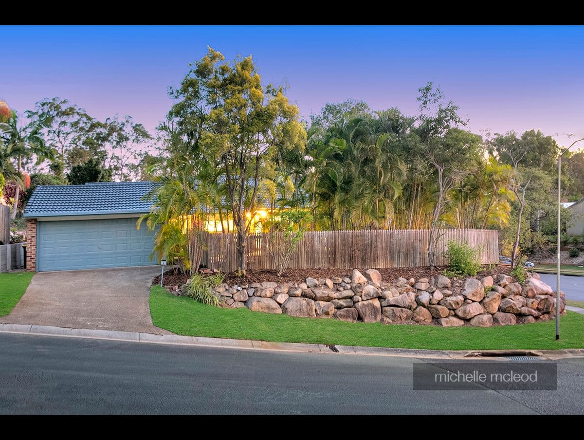 1 Arabilia Close, Chapel Hill QLD 4069, Chapel Hill - Thumbnail 2