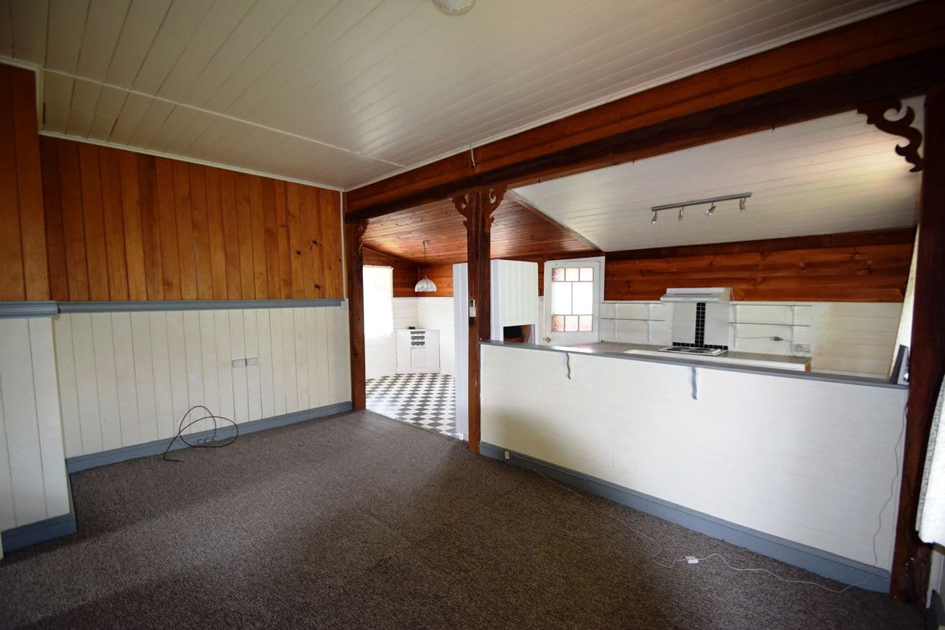 14 Dingyarra Street, Toogoolawah QLD 4313, Toogoolawah - Thumbnail 4