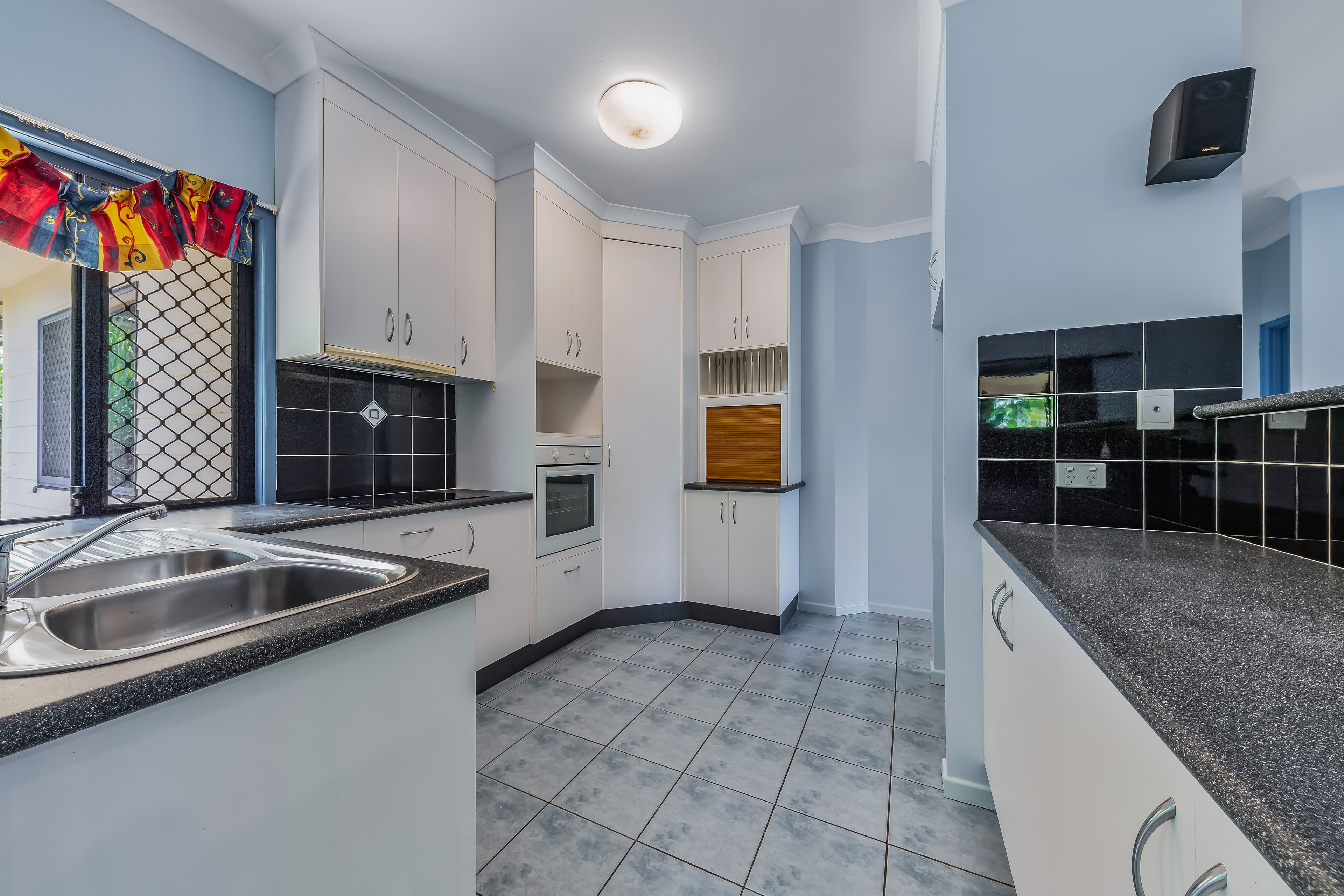27 South Molle Boulevard, Cannonvale QLD 4802, Cannonvale - Thumbnail 8