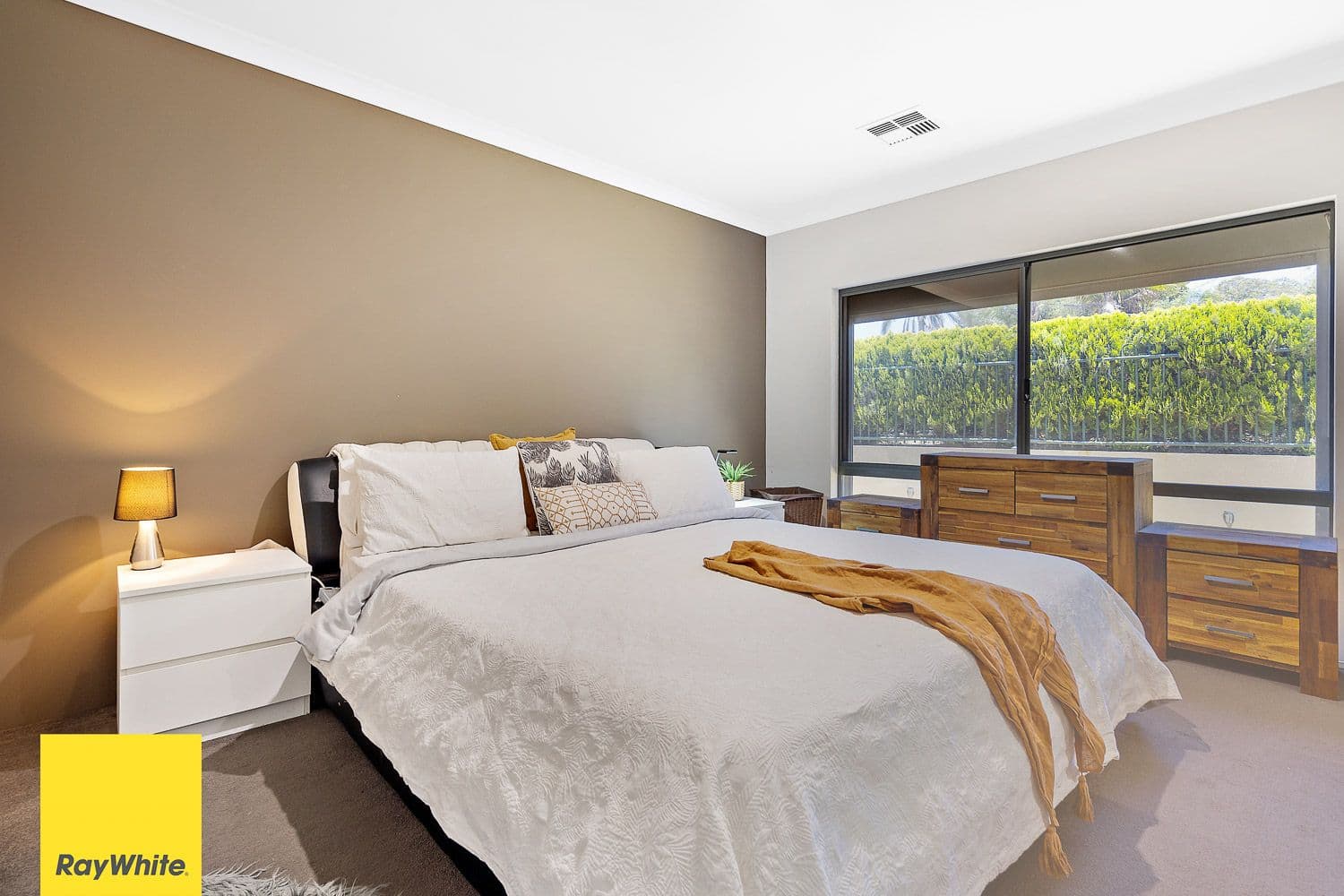 10 Dampier Loop, Mirrabooka WA 6061, Mirrabooka - Thumbnail 6