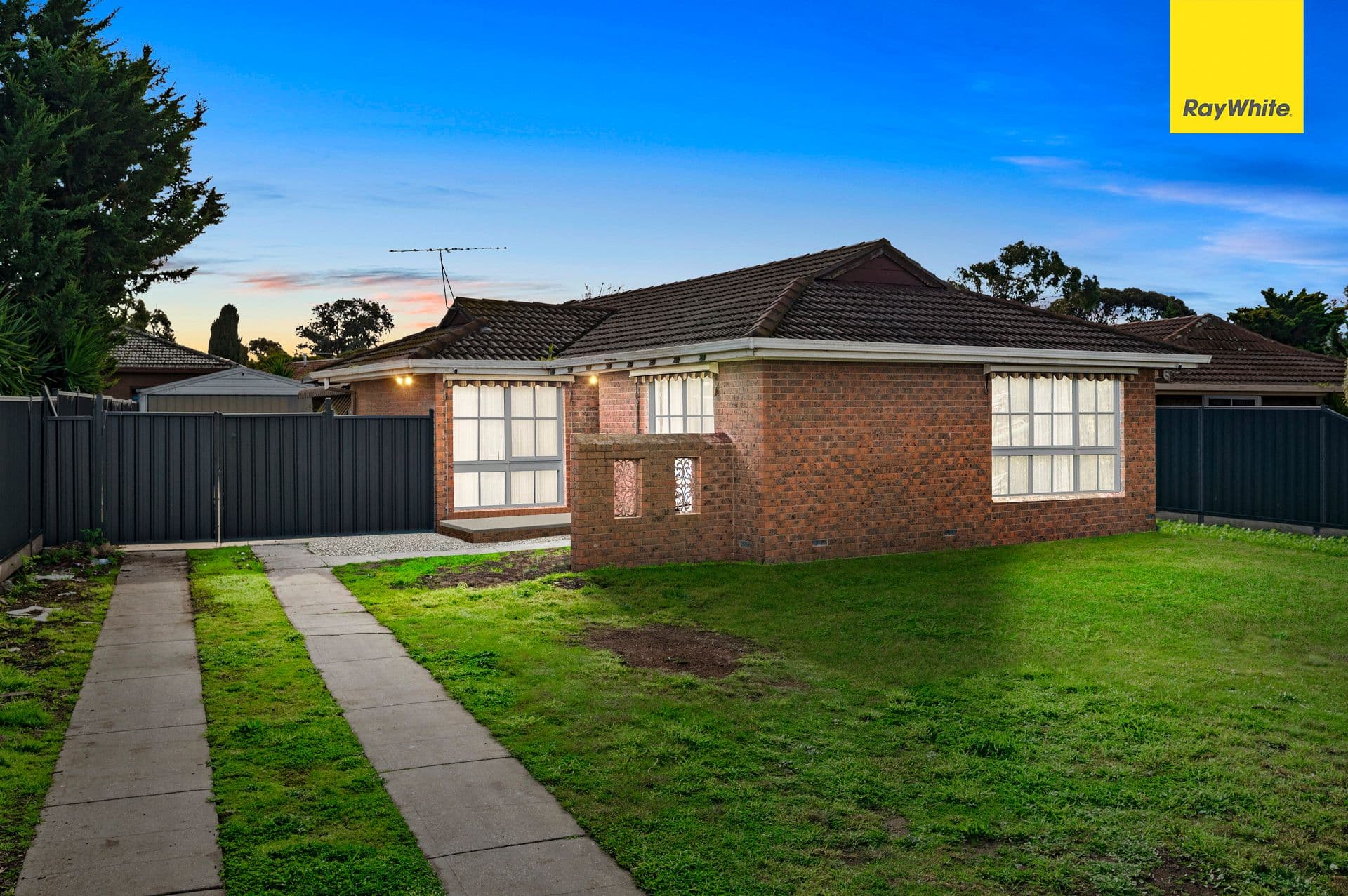 2 Ferneaux Place, Melton West VIC 3337, Melton West - Thumbnail 2