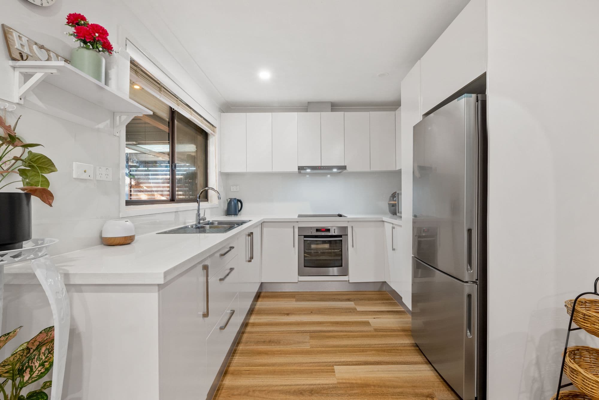 8 Dorrigo Crescent, Bow Bowing NSW 2566, Bow Bowing - Thumbnail 4