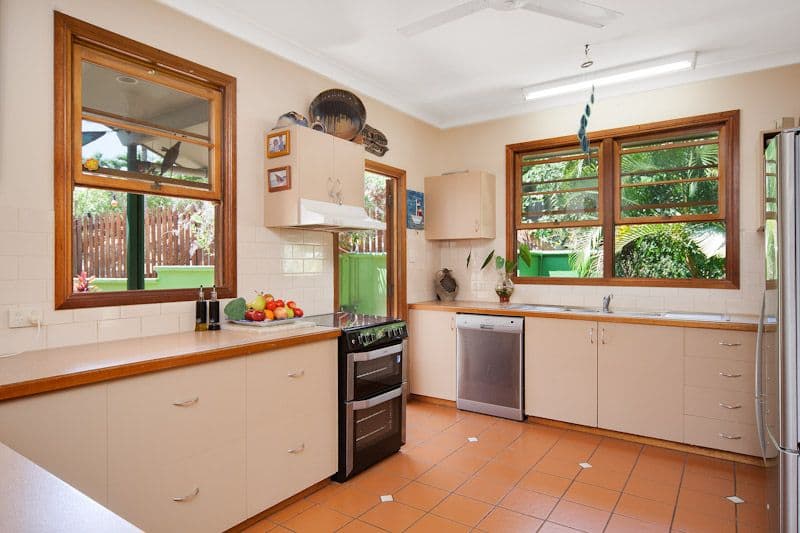 4-6 Tolson Close, BRINSMEAD QLD 4870, Brinsmead - Thumbnail 4